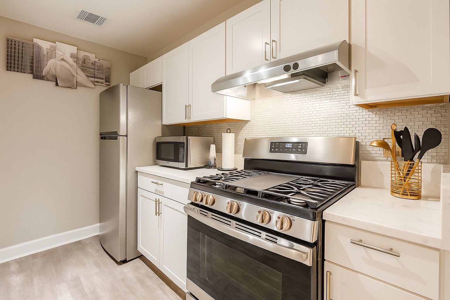 Microwave, oven, stovetop, dishwasher