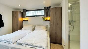 4 bedrooms, free WiFi