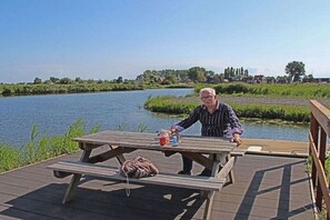 Outdoor dining - "Studio by the Water" (Broek op Langedijk)