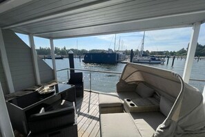 Property grounds - Houseboat in Stralsund with swimming pool (Stralsund)