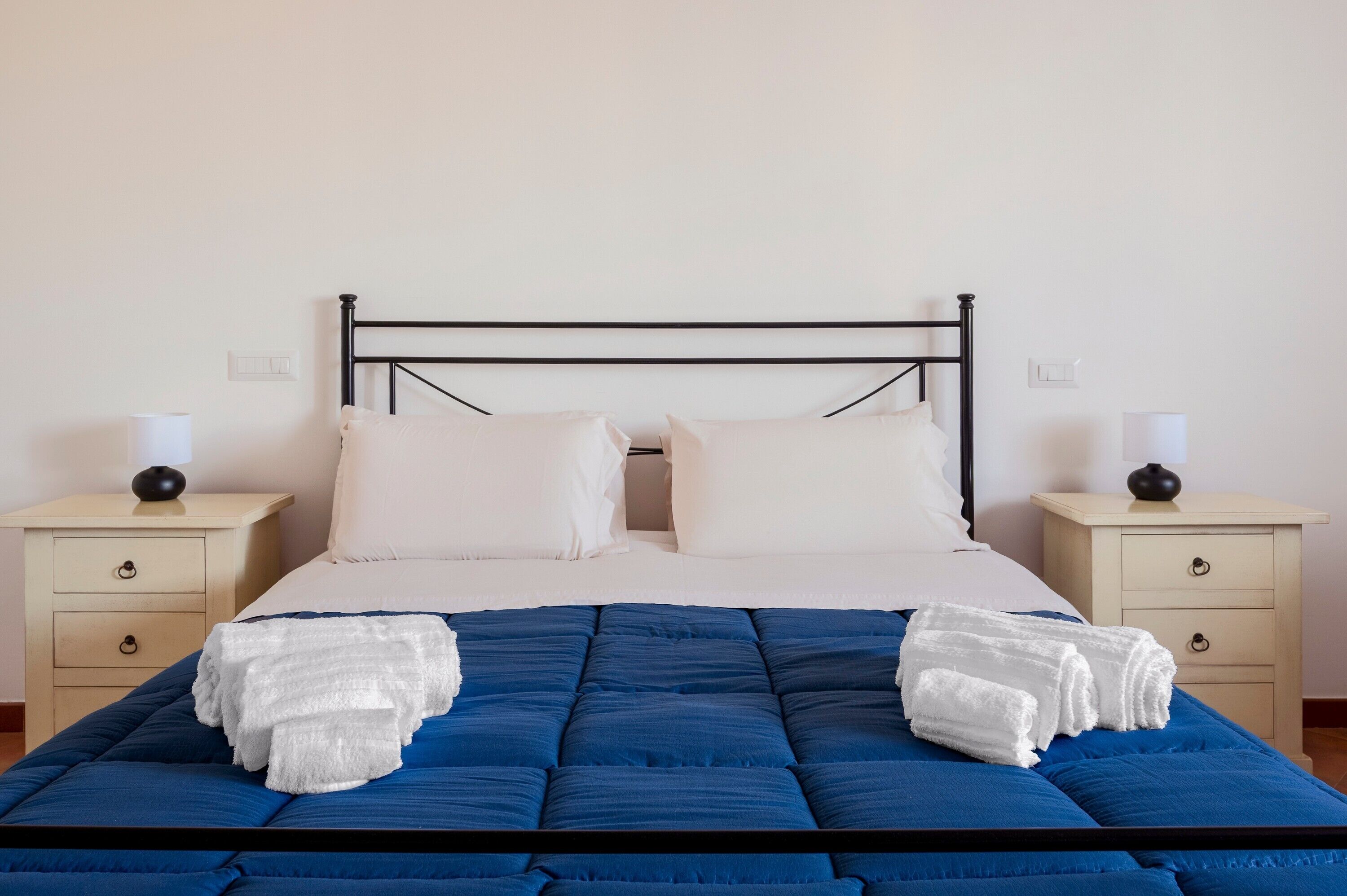 Bügeleisen/Bügelbrett, WLAN, Bettwäsche