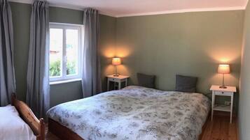 Wifi gratis y ropa de cama