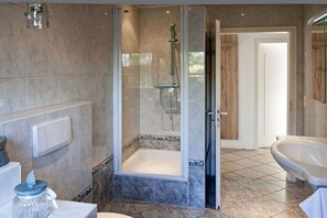 Dusche, Haartrockner