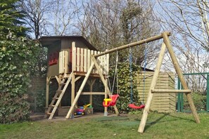 Children’s area - in the holiday home at the Bürgerpark (Gelting)