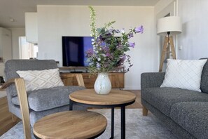 Smart TV, video games, books, stereo