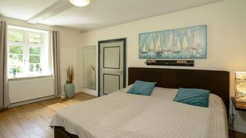 2 chambres, fer et planche Ă repasser, Wi-Fi gratuit, draps fournis