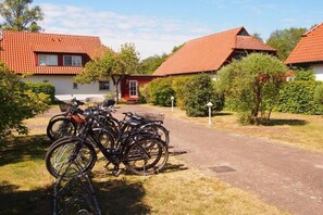Property grounds - Holiday apartment in Prerow with terrace (Prerow)