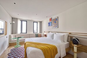 Deluxe Room, Non Smoking, City View | In-room safe, desk, blackout drapes, soundproofing