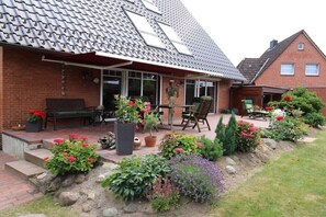 Terrace/patio - Holiday apartment with 2 bedrooms (Timmendorfer Strand)