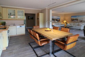 Dining - Holiday apartment with 2 bedrooms (Timmendorfer Strand)