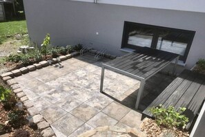 Outdoor dining - Holiday apartment with 1 bedroom (Oberbach)