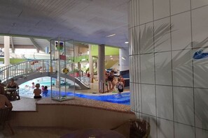 Pool - Holiday apartment with 1 bedroom (Röbel \/ Müritz)