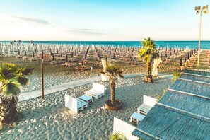 Beach nearby - Pleasant apartment in Rosolina Mare with balcony (Rosolina Mare (RO))