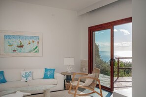 Smart TV - NEW! Villa Sofia - charming sea view and pool Villa (Torre Delle Stelle (Maracalagonis))