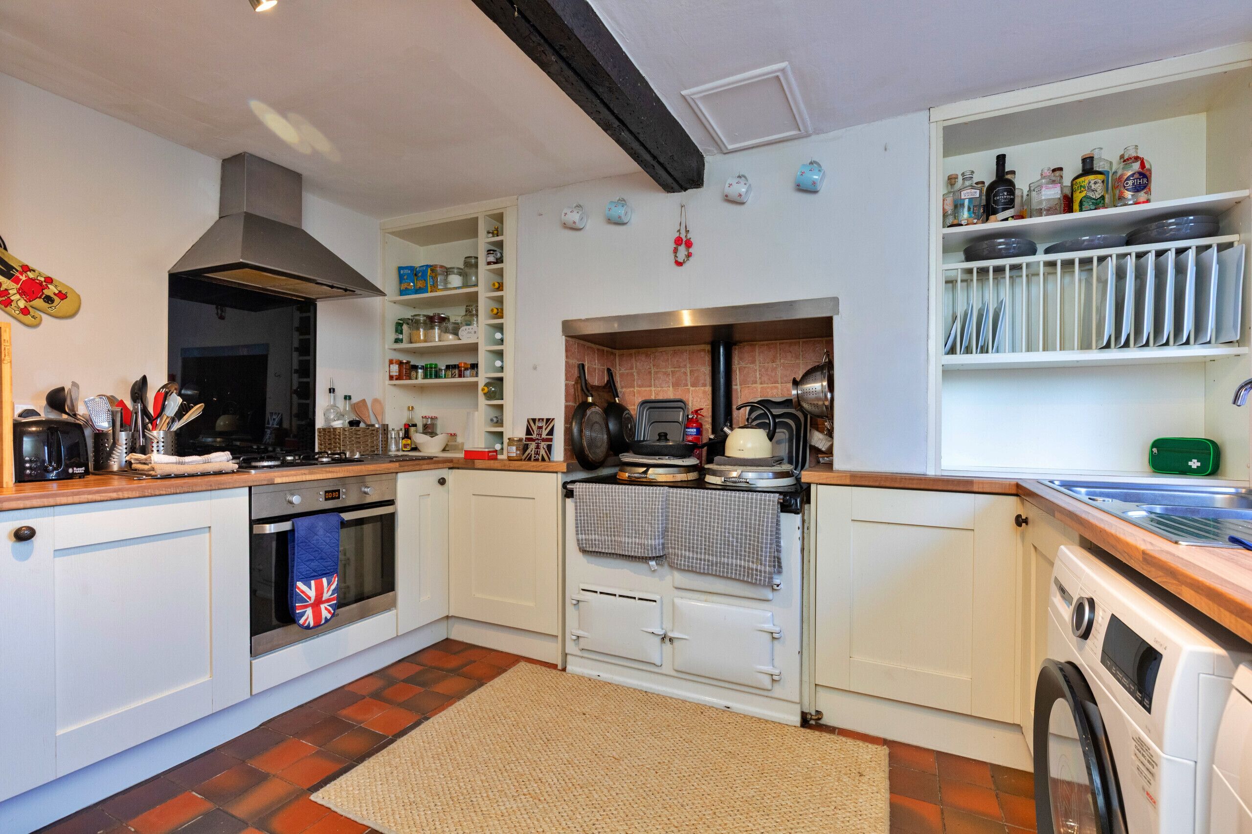 Kühlschrank, Mikrowelle, Ofen, Wasserkocher