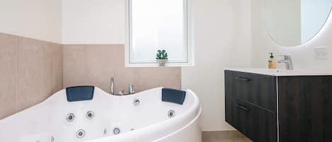 House | Spa treatment
