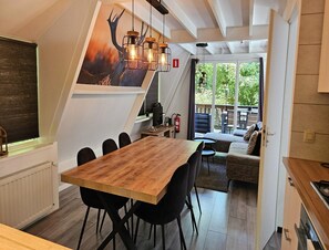 Chalet | Dining