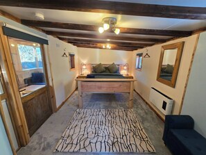 Mökki, 2 makuuhuonetta, tupakointi sallittu, parveke | Sisätilat