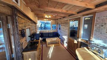 Cabin, 2 Bedrooms, Smoking, Balcony | Interior