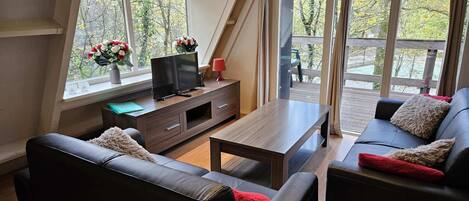 Chalet | Living area