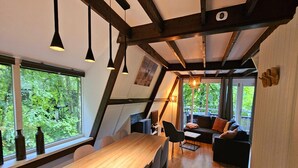 Chalet | Ruokailu