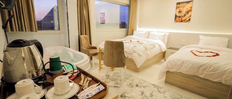 Safe på rommet, strykejern/-brett og wi-fi