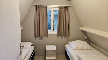Chalet | 2 bedrooms, bed sheets
