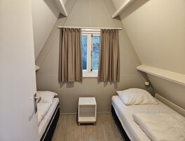 Chalé | 2 quartos, roupa de cama