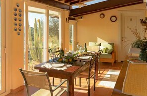 Dining - Villa La Peleca by Nicola Real Estate (Toscana)