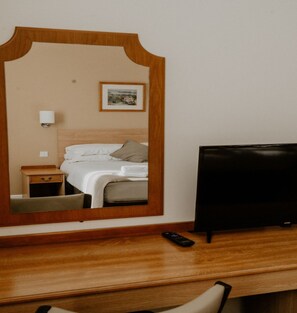 Apartment | 1 bedroom - Standard Twin Room (Berkeley)