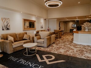 Apartment | Lobby - Standard Twin Room (Berkeley)