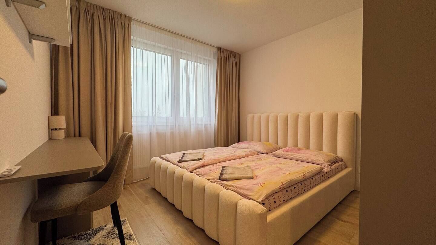 Ferros/t ábuas de passar roupa, acesso à internet