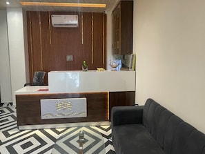 Reception - Collection O Kanakpura Railway Junction (Jaipur)