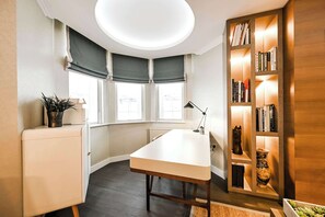 Spa - Designer 2BR/2BA w/ AC Sonos 5min Oxford Circus (Greater London)
