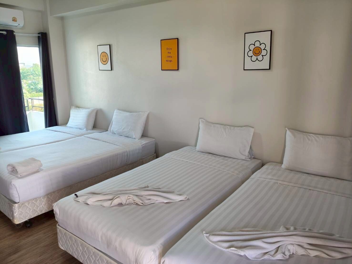 Quadruple Room with Balcony