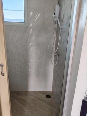 Douche de la salle de bain