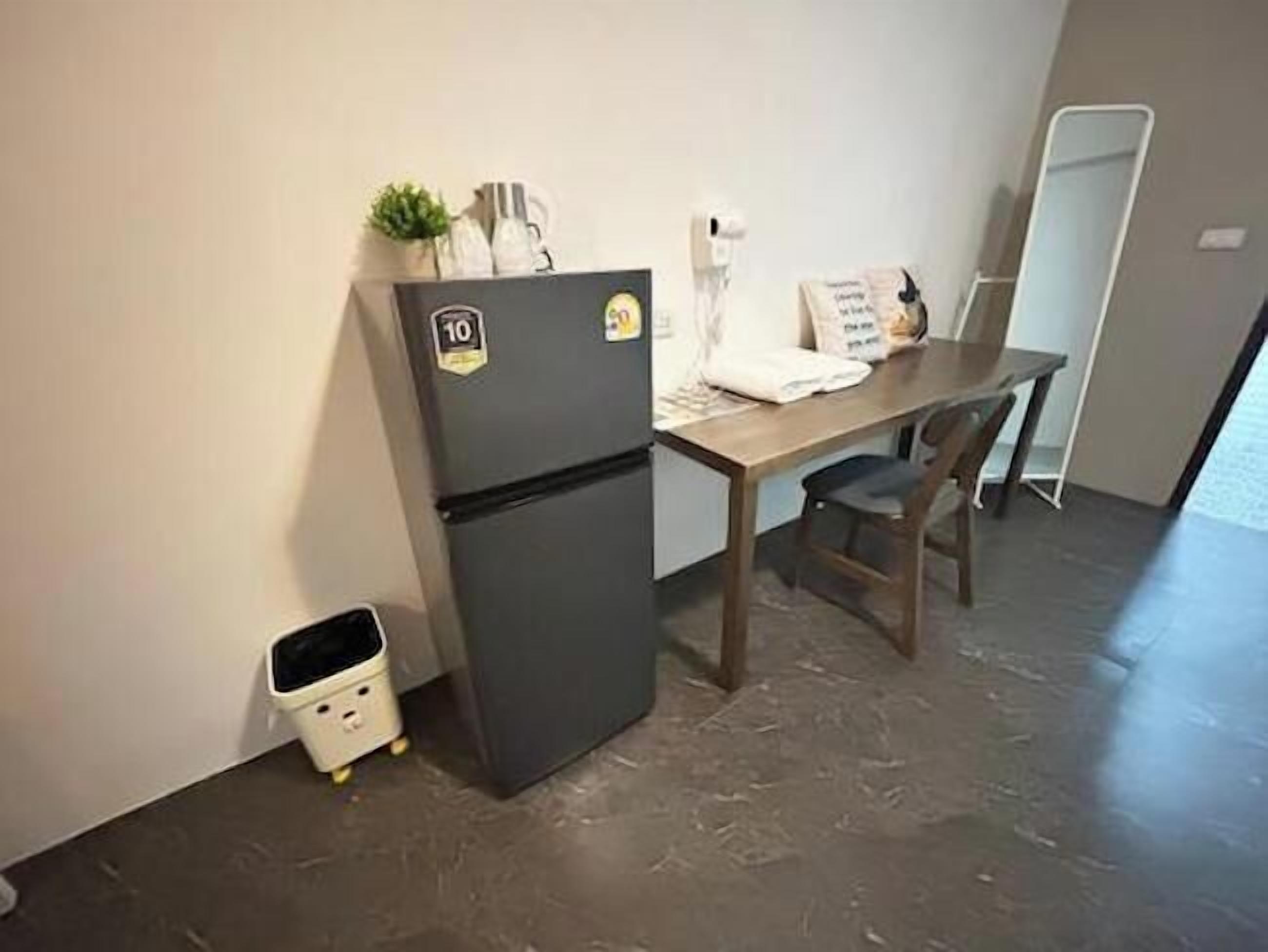 Apartment With Lake View