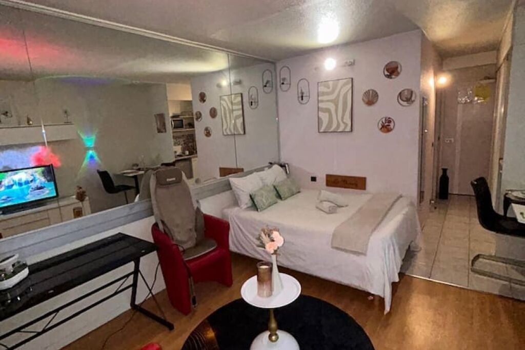 Bügeleisen/Bügelbrett, WLAN, Bettwäsche