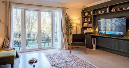 Luxury Oxford Lodgings, Free Parking