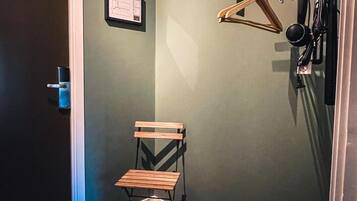 Single Room | WiFi (free)