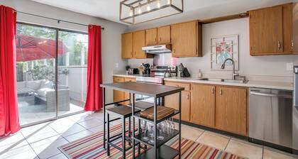 Game Room Retreat Near Six Flags Sleeps 13 Tesla EV Charger Backyard Oasis