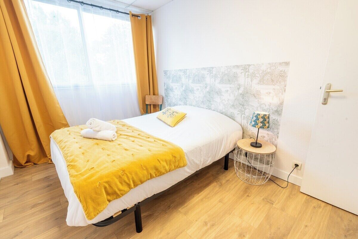 Bügeleisen/Bügelbrett, kostenloses WLAN, Bettwäsche