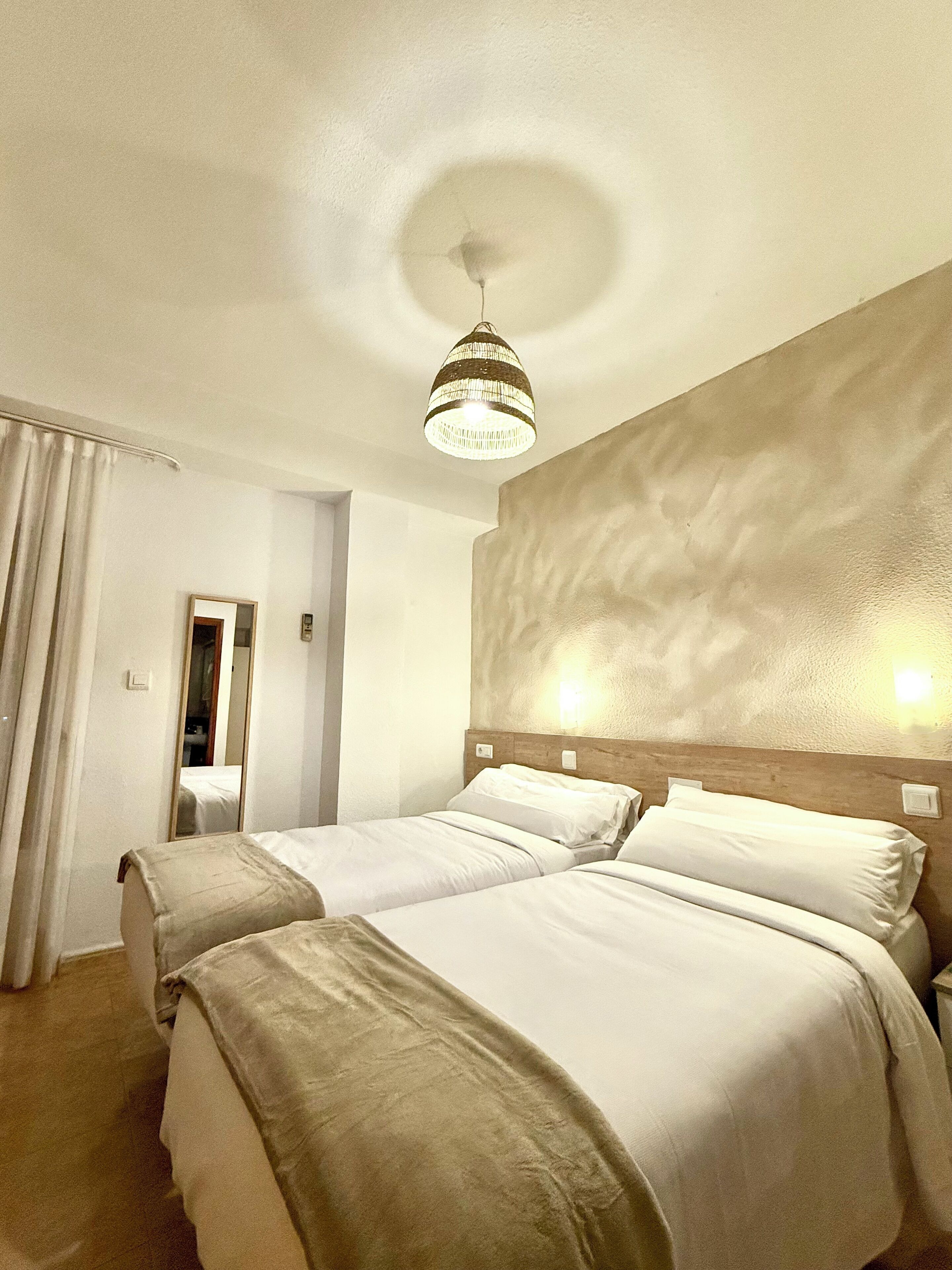 Iron/ironing board, free WiFi