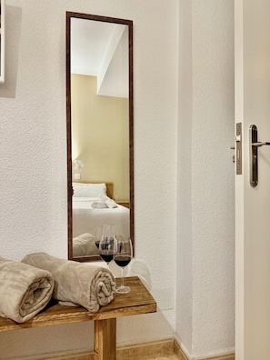 Tabla de planchar con plancha y wifi gratis