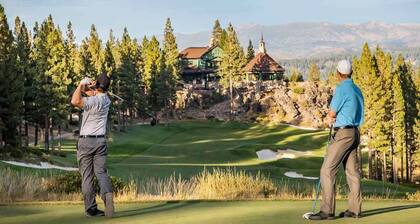 Hot tub, Game Room, Sleeps 16, No neighbors, Near Palisades, Woods