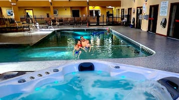 Piscine couverte, piscine chauffée