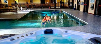 Hotel in Millinocket Maine with pool, lounge, food & Snowmobile/ATV trail access