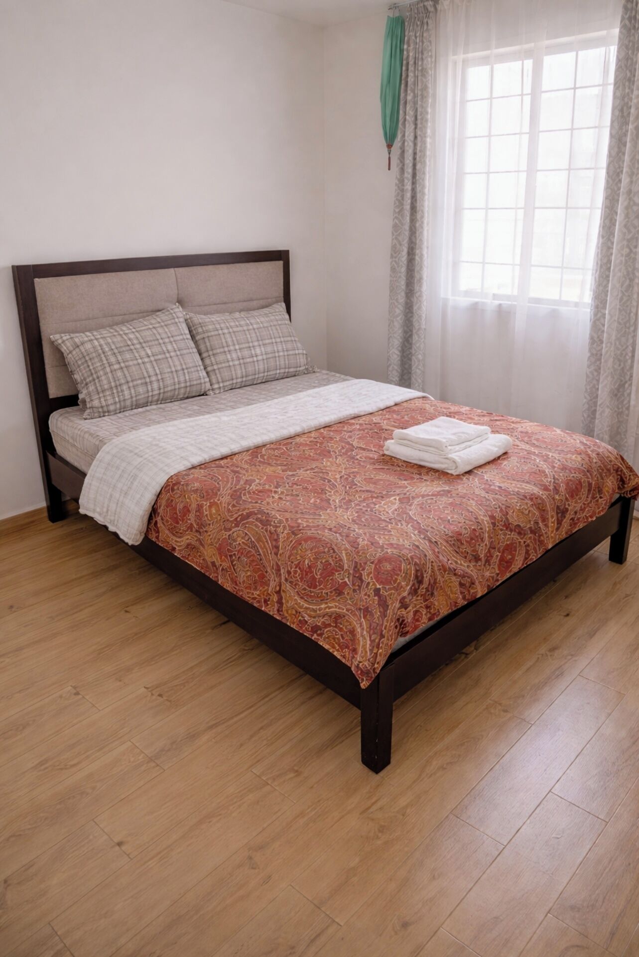 2 bedrooms, WiFi, bed sheets, wheelchair access