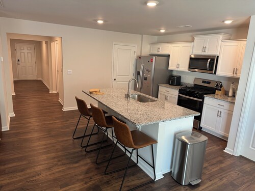 Melrose Fabulous brand new 3-bedroom 2 bath house with HVAC in charming Woodruff