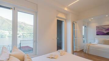 Villa (5 Bedrooms) | 5 bedrooms, iron/ironing board, cots/infant beds, bed sheets